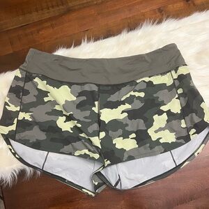 Lululemon Speed Up Shorts Size 14 Camo 4” Swift Liner Removed